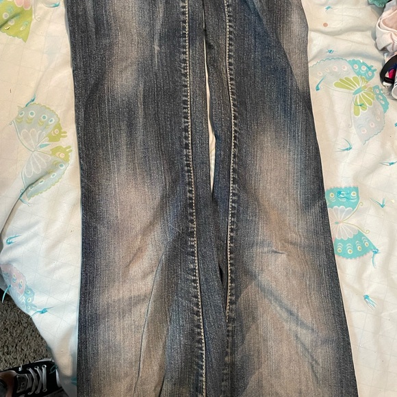 ❌Sold❌Miss Me, distressed style, signature boot cut jeans. Like new condition - Picture 12 of 15